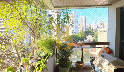 Apartamento com 209 m², 4 quartos sendo 2 suítes e 3 vagas à venda no bairro Campo Belo.