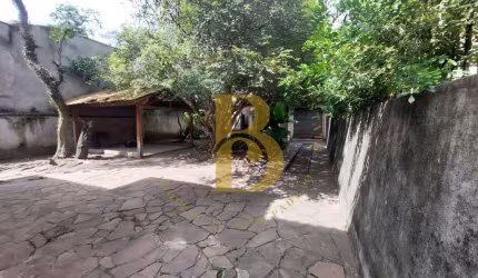 Casa com 210 m², 3 quartos sendo 1 suíte à venda no bairro Jardim Paulista.