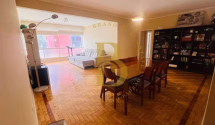 MARAVILHOSO Apartamento com 216 m², 3 quartos sendo 1 suíte à venda no Jardins.