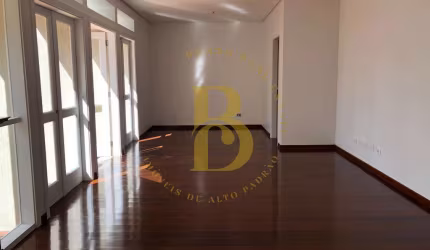 Casa de condomínio com 465 m², com vista para a Ponte Estaiada