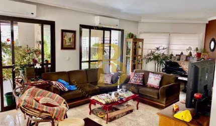 Apartamento com 197 m², 3 quartos sendo 1 suíte à venda no bairro Morumbi.