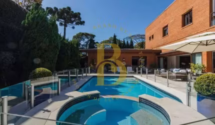 Casa com 685 m², 5 quartos sendo 5 suítes à venda no bairro Jardim Guedala.