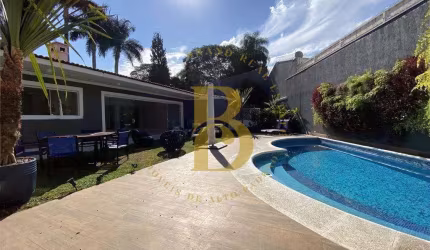 Casa com 363 m², 4 quartos sendo 4 suítes à venda no bairro Alto de Pinheiros.