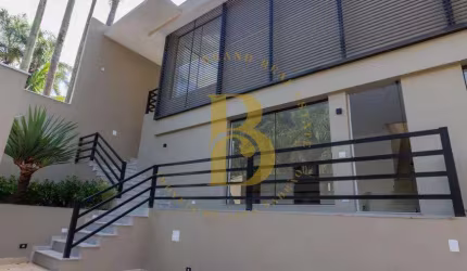 Casa com 450 m², 5 quartos sendo 5 suítes à venda no bairro Jardim Guedala.