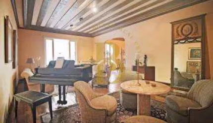 Apartamento com 259 m², 3 quartos sendo 1 suíte à venda no bairro Jardim América.