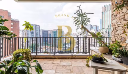 Apartamento com 615 m²,  à venda no bairro Itaim Bibi.