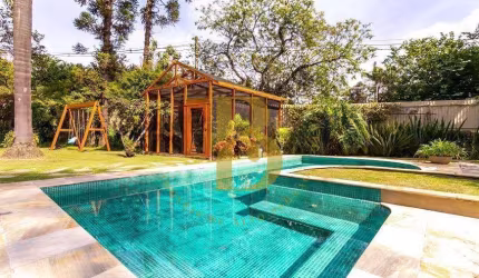 Casa com 858 m², 4 quartos sendo 4 suítes à venda no bairro Jardim Guedala.