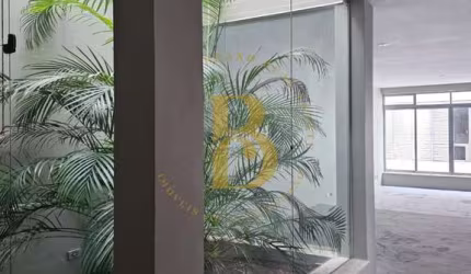 Casa com 280 m², à venda no bairro Alto de Pinheiros.