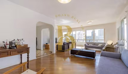 Apartamento com 247.0 m², à venda no bairro Higienópolis.