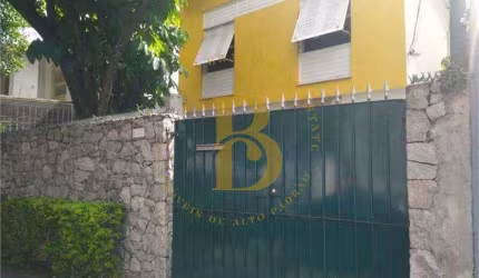 Casa com 138 m², 3 quartos sendo 1 suíte à venda no bairro Campo Belo.