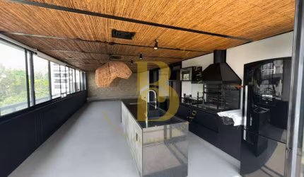 Cobertura com 333m², 3 quartos sendo 3 suítes à venda no bairro Morumbi.