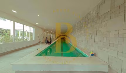 Apartamento com 240 m², 3 quartos sendo 3 suítes à venda no bairro Jardim Paulista.