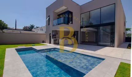 Casa de condomínio com 430 m², 4 quartos sendo 4 suítes à venda em Alphaville