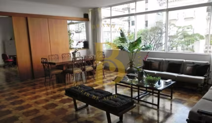 Apartamento com 274 m², 3 quartos sendo 1 suíte à venda no bairro Higienópolis.