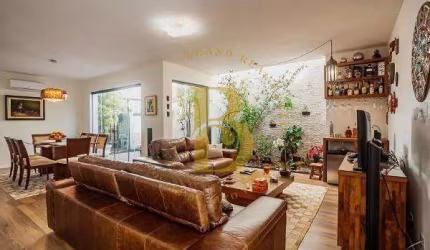 Casa com 220 m², 3 quartos sendo 2 suítes à venda no bairro Campo Belo.