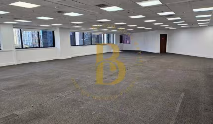 Comercial com 290 m²,  para alugar no bairro Vila Olímpia.