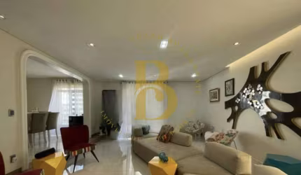 Apartamento com 385 m², 4 quartos sendo 1 suíte à venda no bairro Higienópolis.