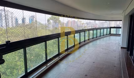 Apartamento com 385 m², à venda no bairro Panamby.