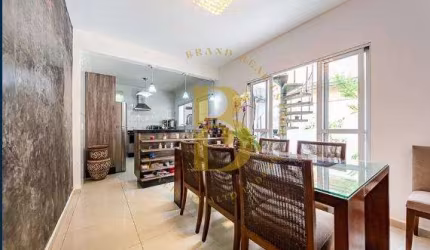 Casa com 255 m², 4 quartos sendo 3 suítes à venda no bairro Pompeia.