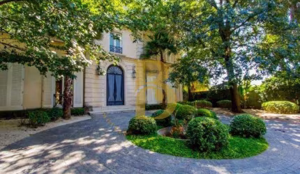 Casa com 1216 m², 5 quartos sendo 5 suítes à venda no bairro Retiro Morumbi.