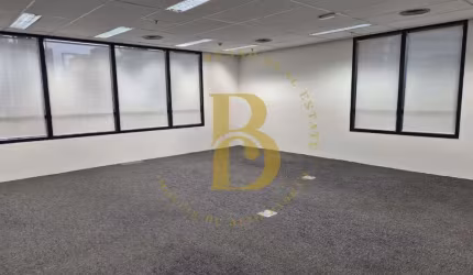 Comercial com 97 m²,  para alugar no bairro Vila Olímpia.