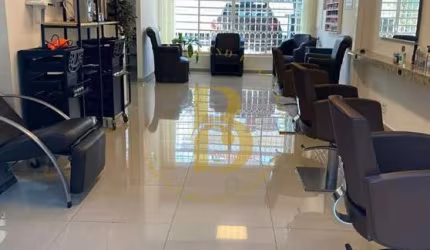 Comercial e/ou Residencial com 200 m²,  à venda no bairro Alto da Boa Vista.