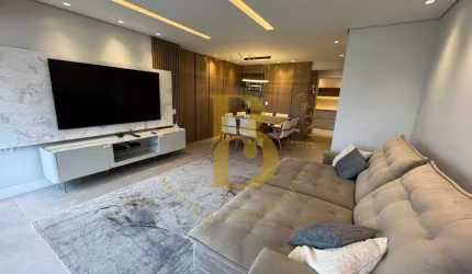 Espetacular imóvel na Saúde! Apartamento todo reformado!