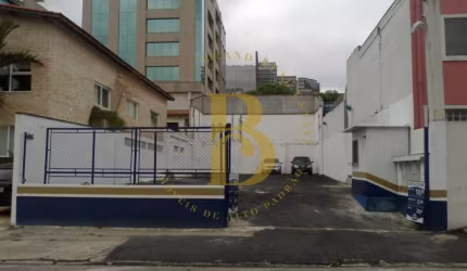 Terreno com 330 m²,  à venda no bairro Jardim Paulistano