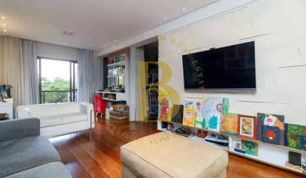 Apartamento com 187 m², 3 quartos sendo 1 suíte à venda no bairro Campo Belo.