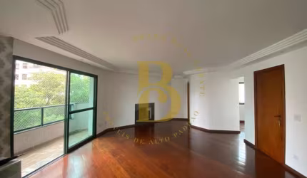 Amplo e elegante! Apartamento com vista panorâmica no Brooklin com 140 m², 3 quartos sendo 1 suíte e 2 vagas à venda no bairro Brooklin.