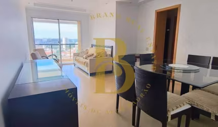 Apartamento à venda com 105 m² e 3 domritórios, na Saúde, próximo ao Metrô. Andar alto. Áreas comuns modernizadas.