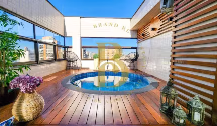 Cobertura Duplex de 216m² com 4 Suítes e Piscina Aquecida à Venda na Vila Pompéia