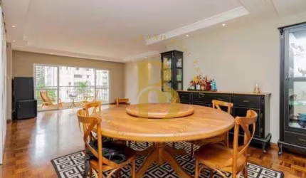 Apartamento com 158 m², 3 suítes à venda Moema Pássaros.