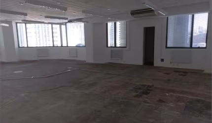 Apartamento para alugar na Rua Geraldo Flausino Gomes, 61, Brooklin, São Paulo, 237 m2 por R$ 12.000