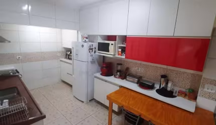 2 Casas no mesmo quintal ótimo para renda ótima localização Rochdale