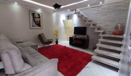 Sobrado em Osasco - Bandeiras - A/c 263m² - 3 Dormitórios com 1 Suíte - Estuda Permuta