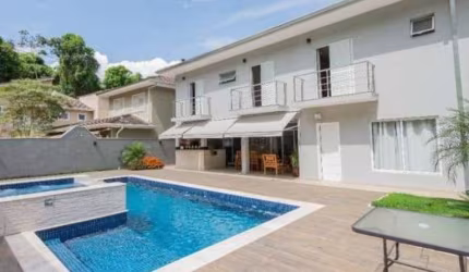 Casa na Granja Viana - Cotia - km28 - 3 Suítes - 4 Vagas - Quinta do São Fernando