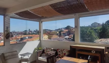 Casa em Taboão da Serra - Parque Monte Alegre - 347m² - 3 Dormitórios c/ 1 Suíte - 3 Vagas