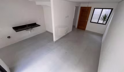 SOBRADO EM CONDOMÍNIO COM 75M² 2 SUÍTES 2 VAGAS HÁ 200 METROS DA ESTAÇÃO DE QUITAUNA