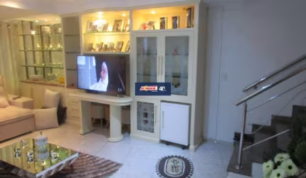 Sobrado para Alugar,3 quartos,sendo 3 suítes e 3 vagas, 300m²,Vila Rosália-Guarulhos por R$15.000,00