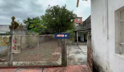 CASA  ANTIGA VENDENDO O TERRENO  400M² VILA TRABALHISTA - GUARULHOS/SP