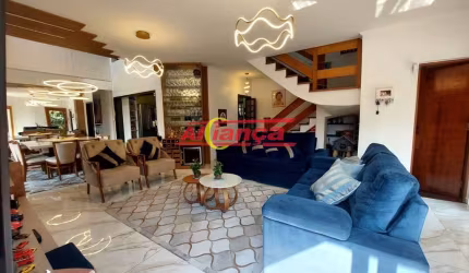 SOBRADO COM 5 DORMITÓRIOS SENDO  4 SUITE A VENDA, 517 m² Jardim Santa Mena - Guarulhos - SP