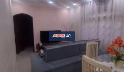 Casa térrea, 3 dormitórios  suíte, Santa Mena, oportunidade
