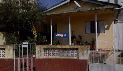 Casa térrea no coração da Vl Augusta