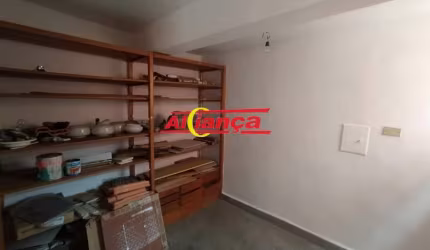 SOBRADO COM 3 QUARTOS, EDÍCULA, A VENDA - VILA ENDRES - GUARULHOS/SP.