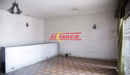 CASA PARA ALUGAR COM 200M², 04 QUARTOS, 02 SUÍTES, VILA AUGUSTA - GUARULHOS/SP POR R$ 3.600,00