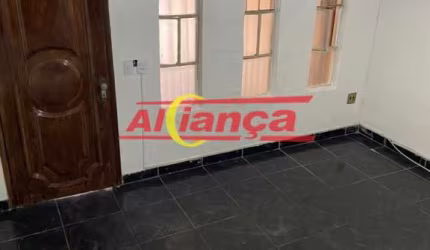 Sobrado para alugar, 2 quartos e 2 vagas cobertas, 72,10 m², Picanço - Guarulhos por R$ 2.000,00