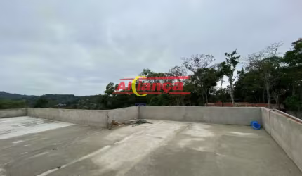 Chácara com 3 Andares  no Água Azul