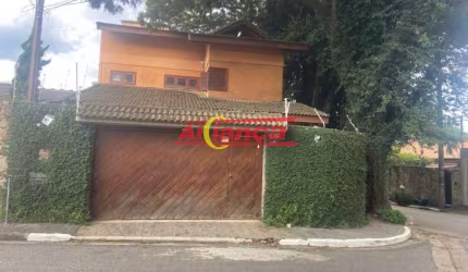 CASA ALTO PADRÃO MUITO ACONCHEGANTE NO MAIA