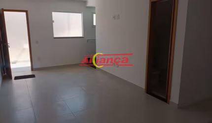 Sobrado à venda, 70 m² por R$ 690.000,00 - Penha com 2 suítes e 2 vagas